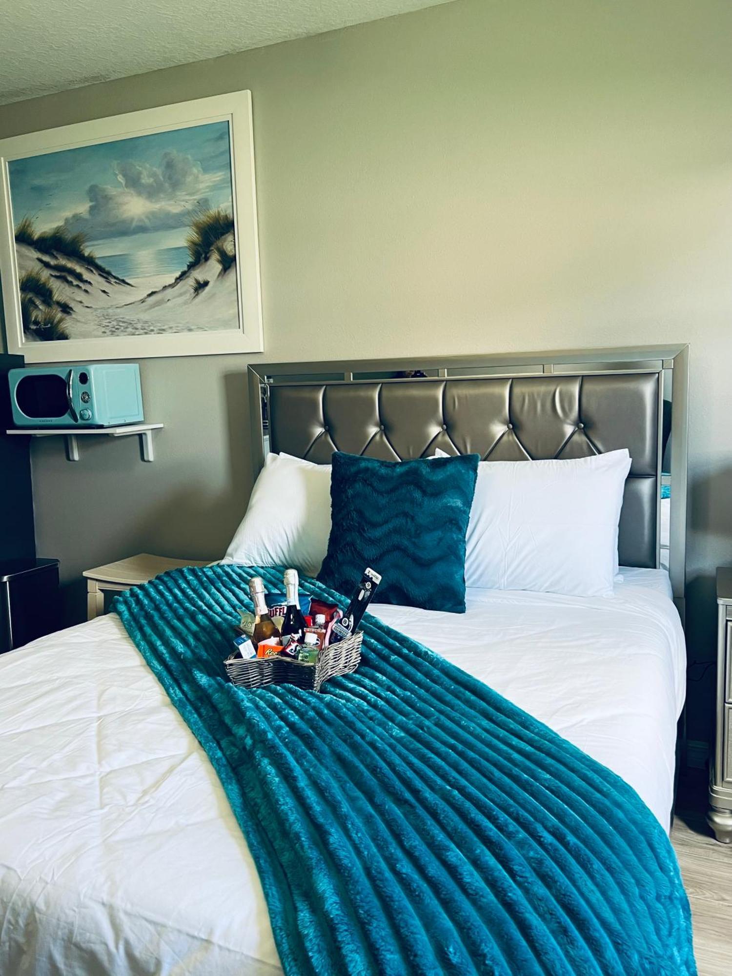 The Beach House At Sun City Hotell Sun City Center Exteriör bild